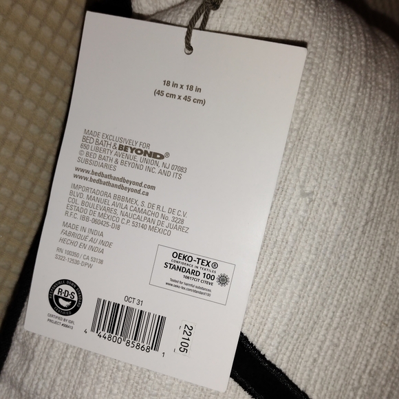 Studio 3B Halloween Pillow 18 in - Picture 4 of 5